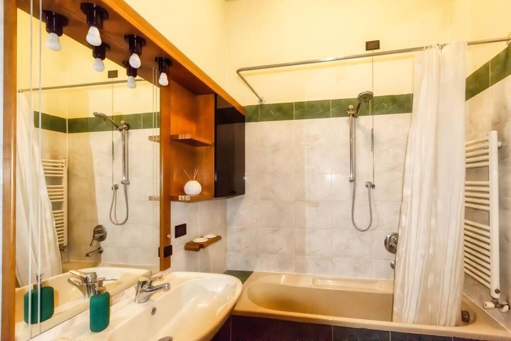 Un Insospettabile Angolo Verde In Citta Appartement Milaan Buitenkant foto